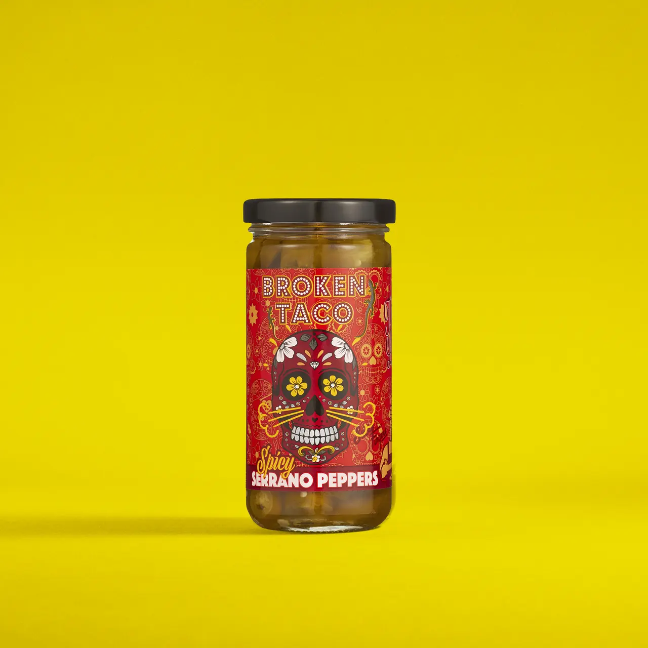 Broken Taco serrano peppers packshot farge 2026 09